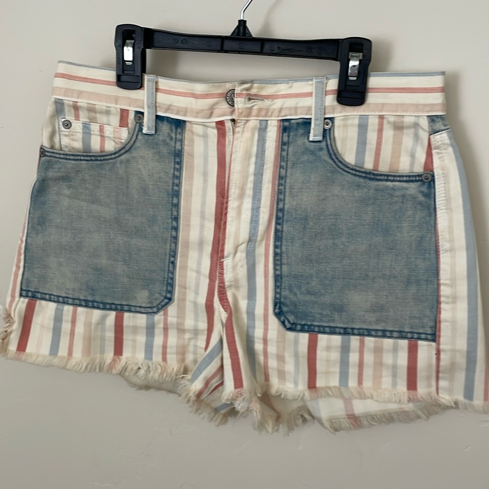 American Eagle MOM shorts NWT SZ 6